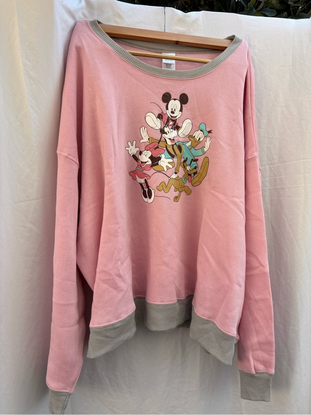 Disney Pink Cartoon Graphic Women's Sweatshirt Mickey and friends 4XL